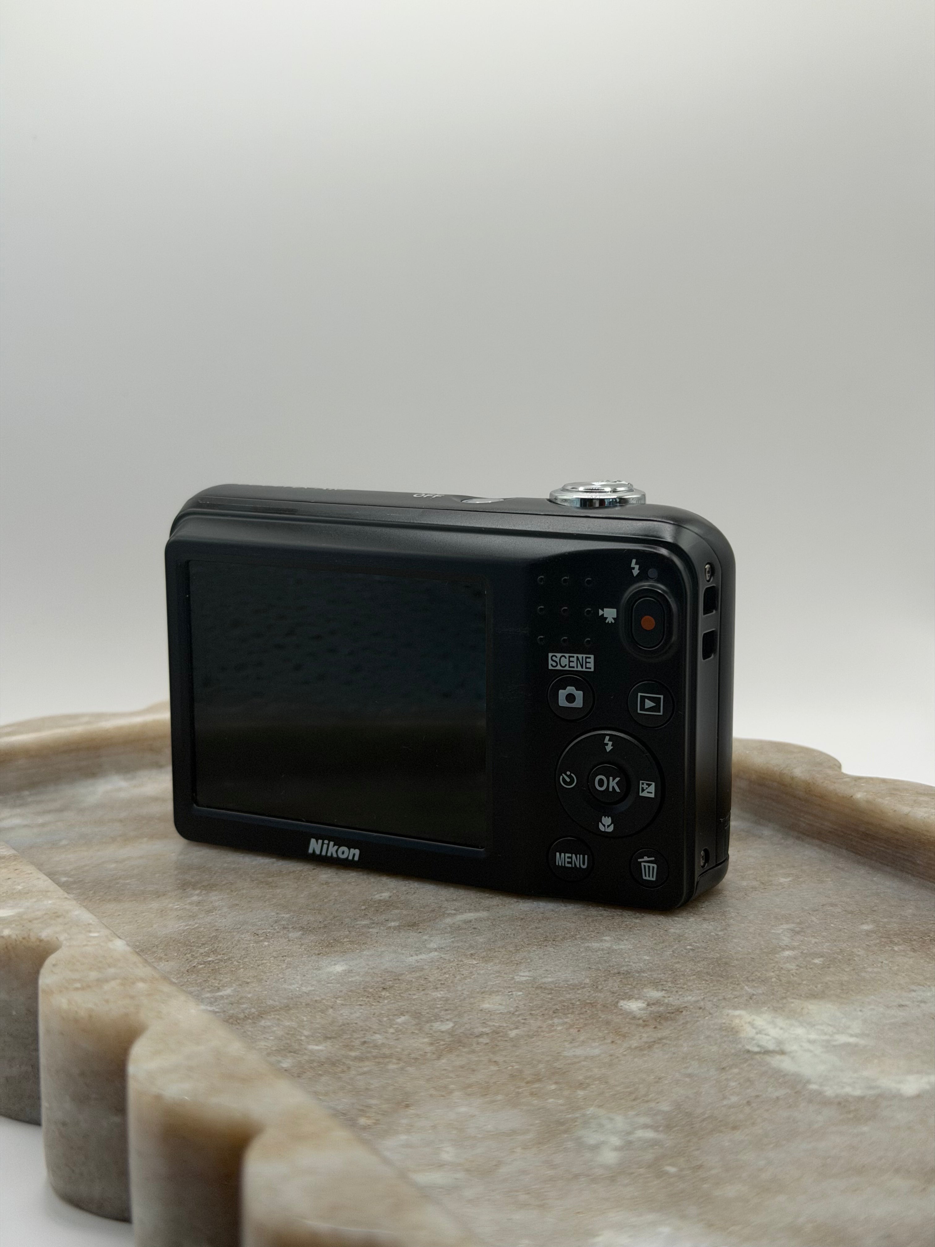 Nikon Coolpix A10 Digital Camera in Black