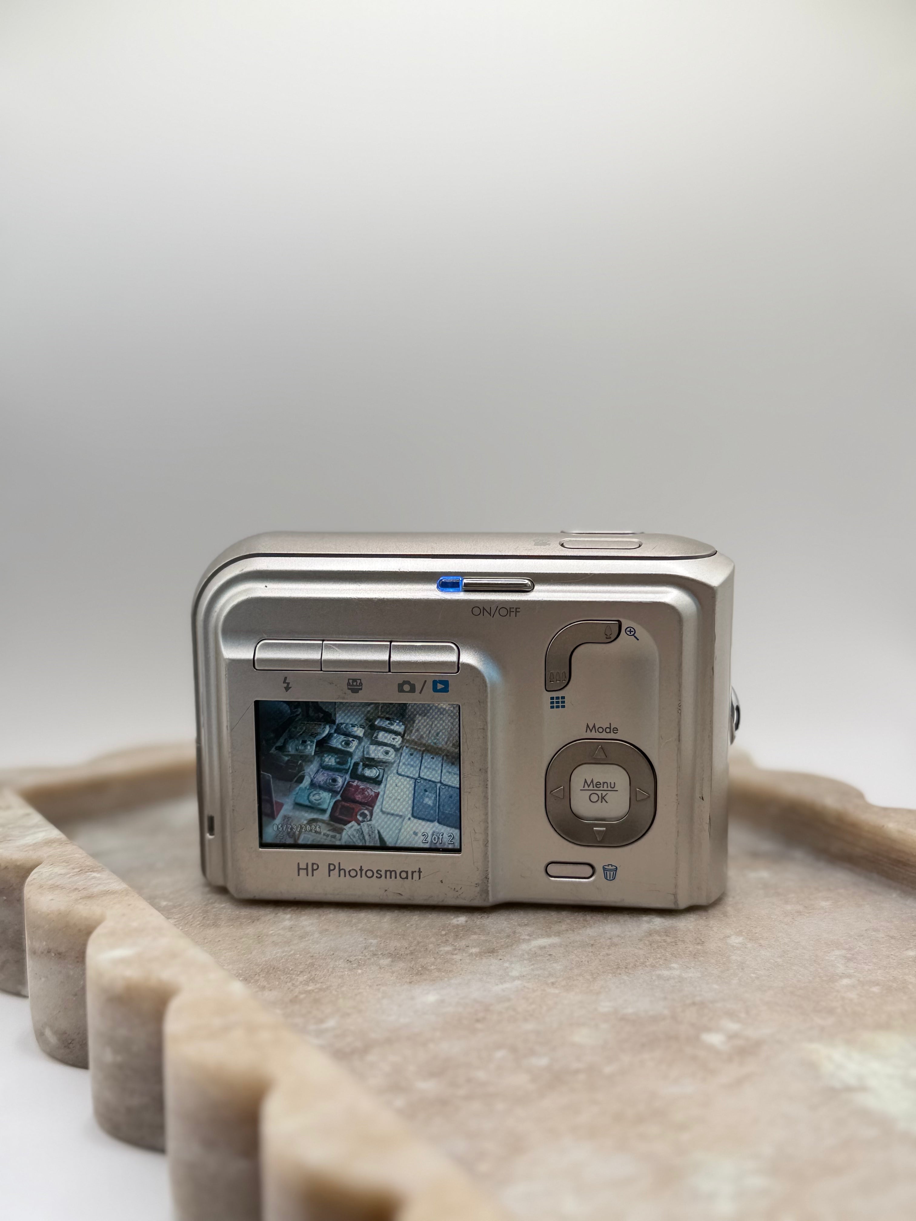 HP Photosmart M525 Digital Camera in Sliver