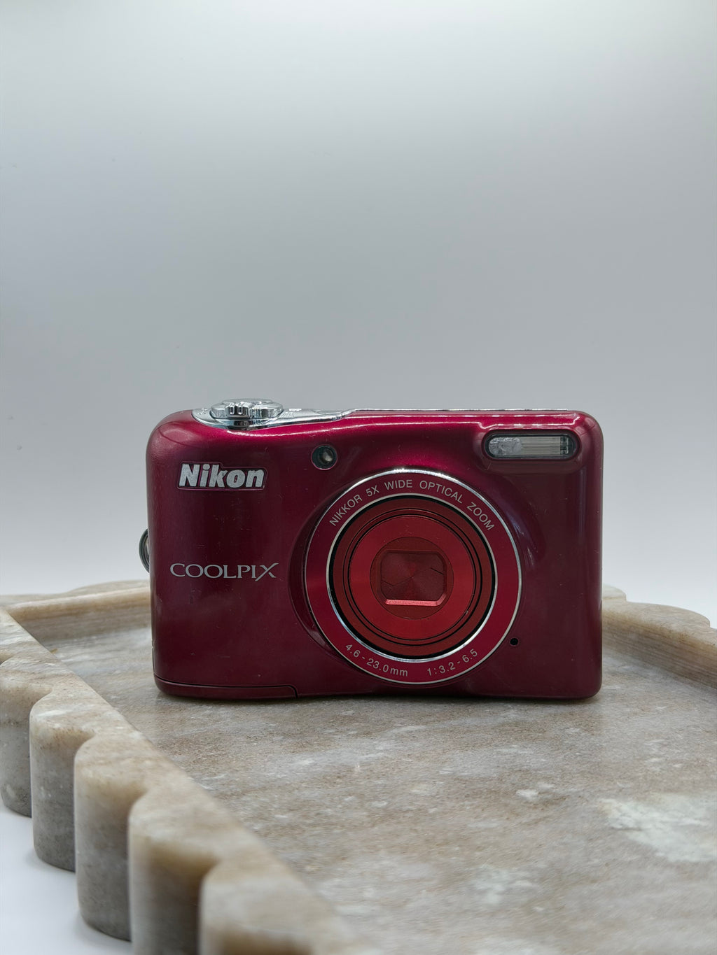 Nikon Coolpix L32 Digital Camera in Red