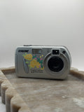 Sony cyber shot 3.2 megapixels DSC P32 Digital Camera in Sliver