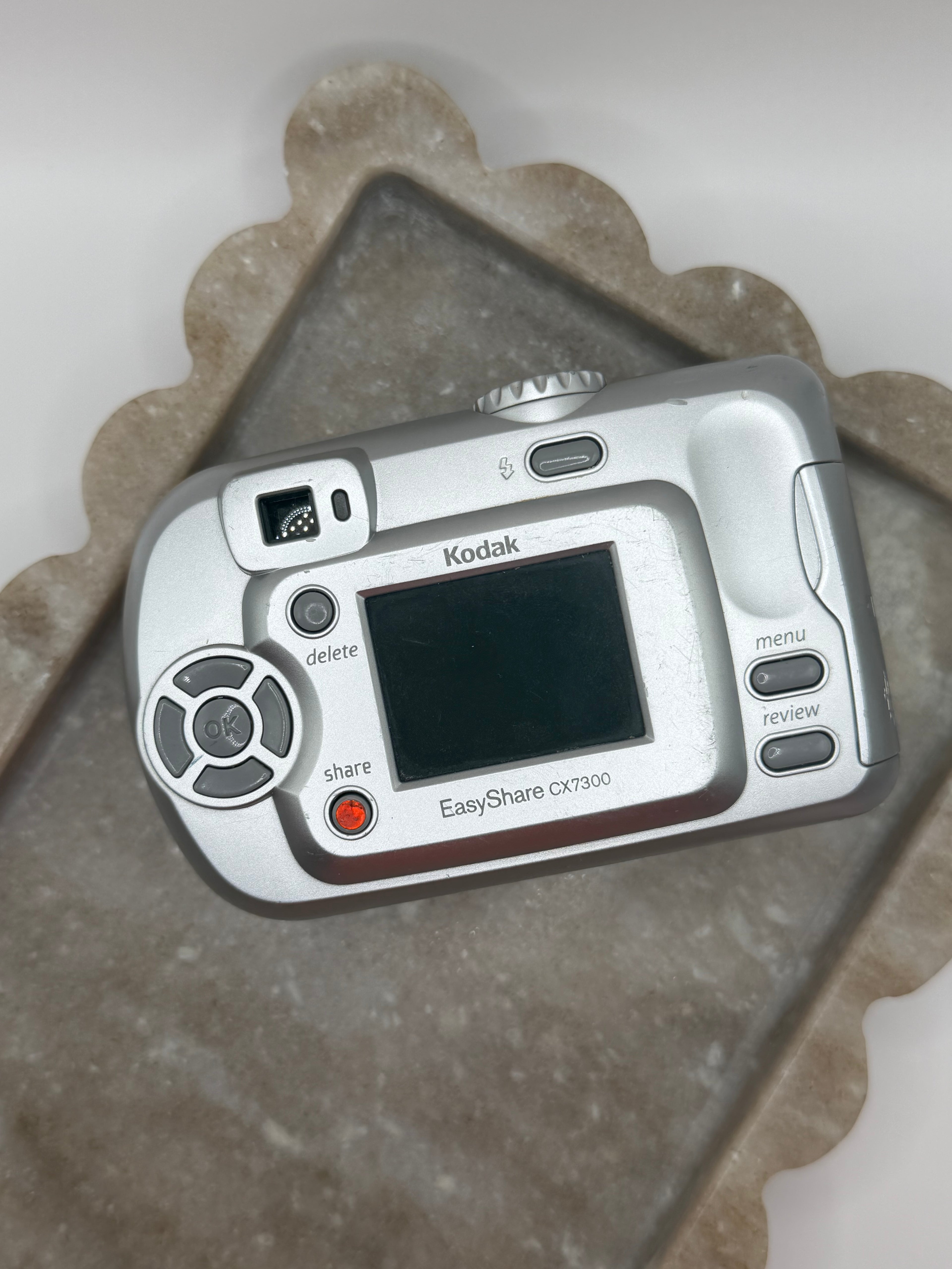 Kodak Easyshare CX 7300 Digital Camera in Sliver